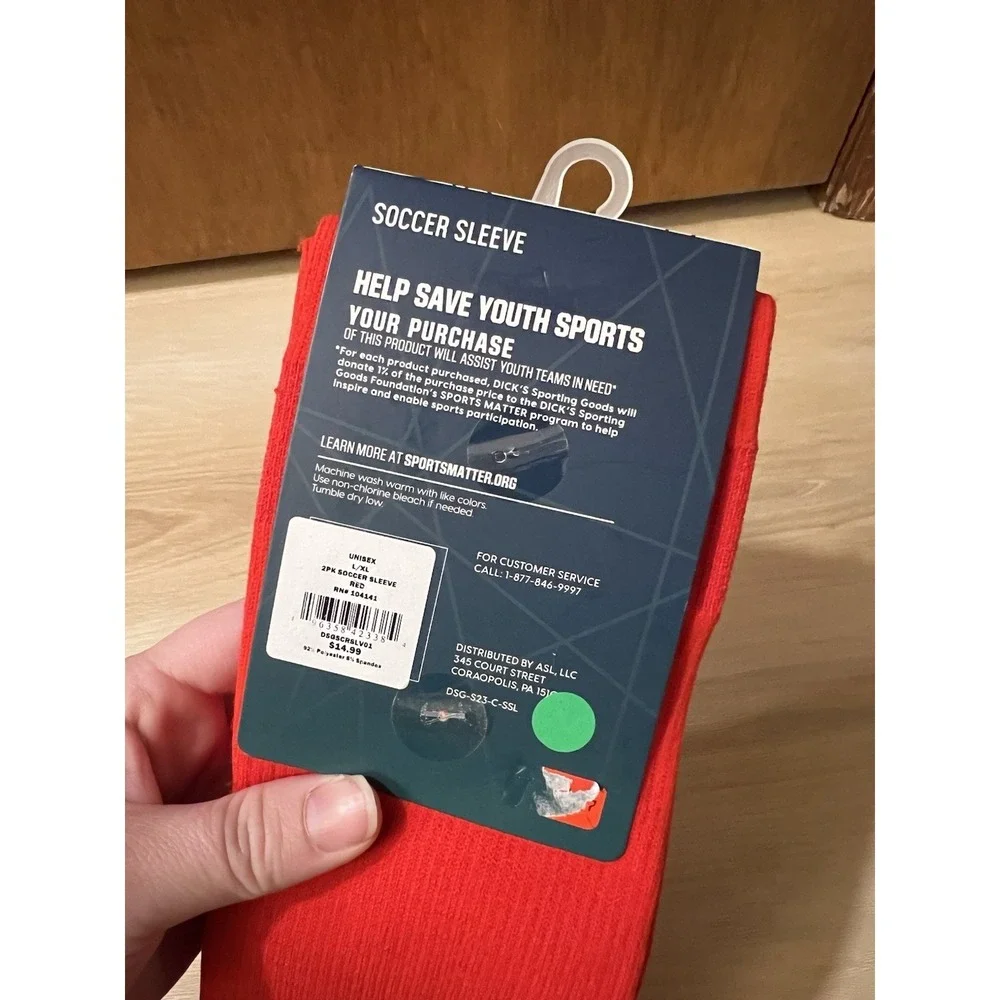DSG Unisex Soccer Sleeve‎ 2 Pack Sz Large/XL Red Universal Sports NWT Football